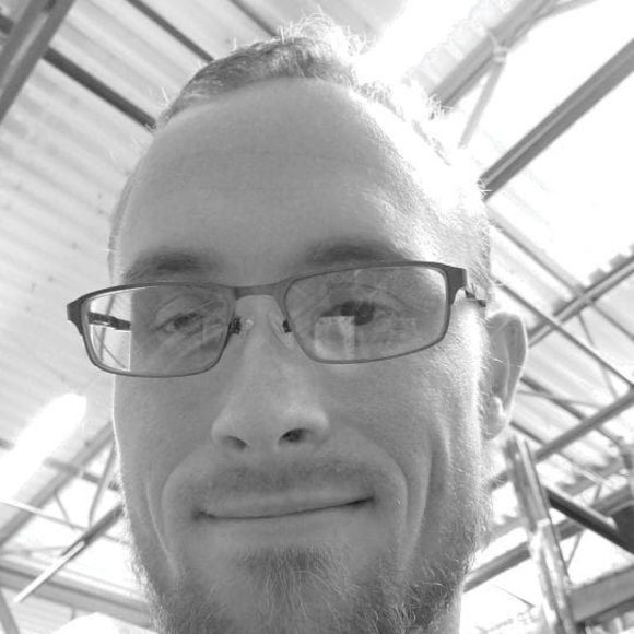 Meet your Posher, Daniel - Picture 1 of 1